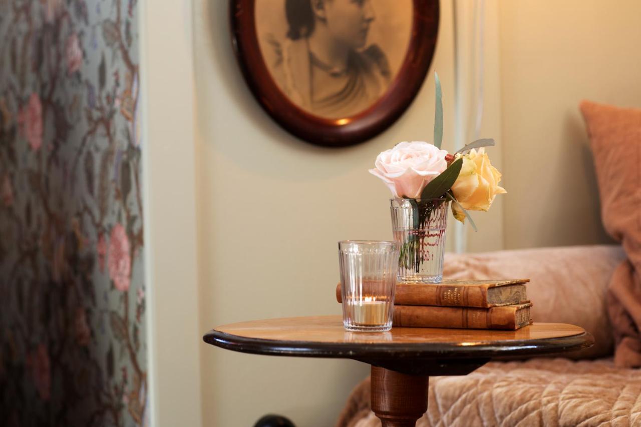 Strandvillan Hotell Och Bed & Breakfast Lysekil Exterior foto