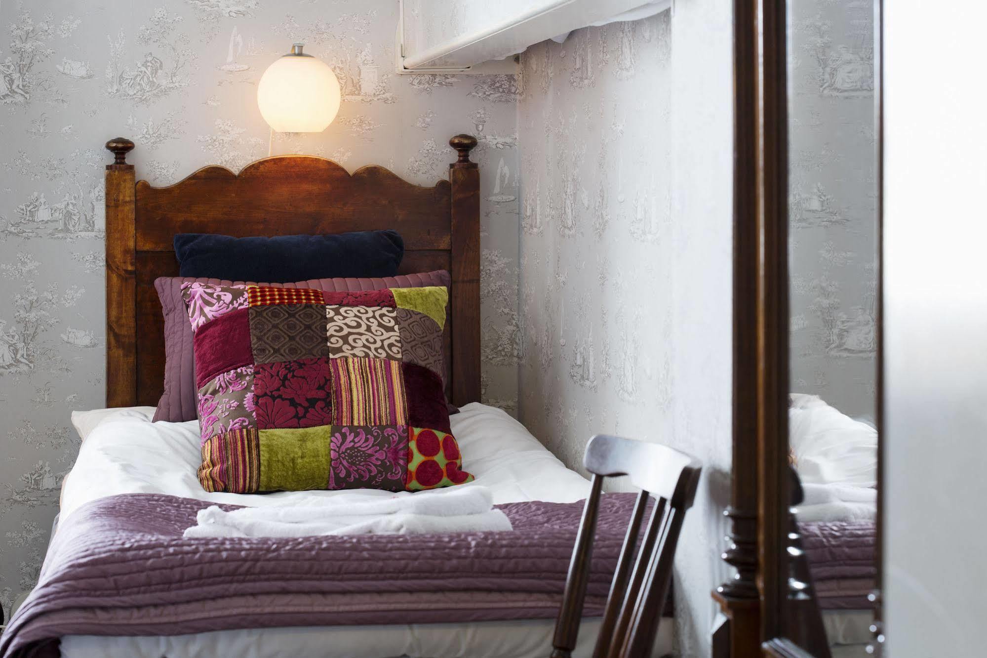 Strandvillan Hotell Och Bed & Breakfast Lysekil Exterior foto